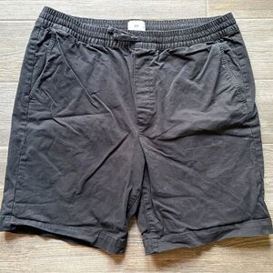 H&M Men's Black Flat Front Shorts